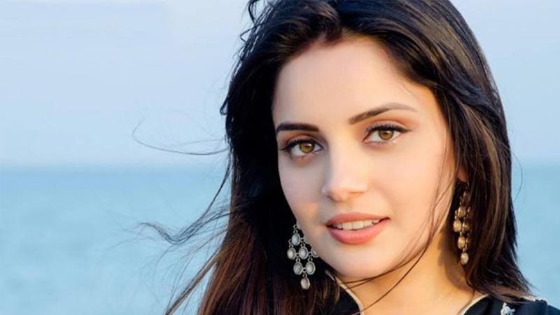 Free Websites to Visit for Fashion Actress Biography Trends