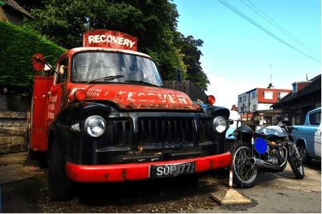 5 Things to Do While Waiting for a Tow Truck in Alexandria Virginia