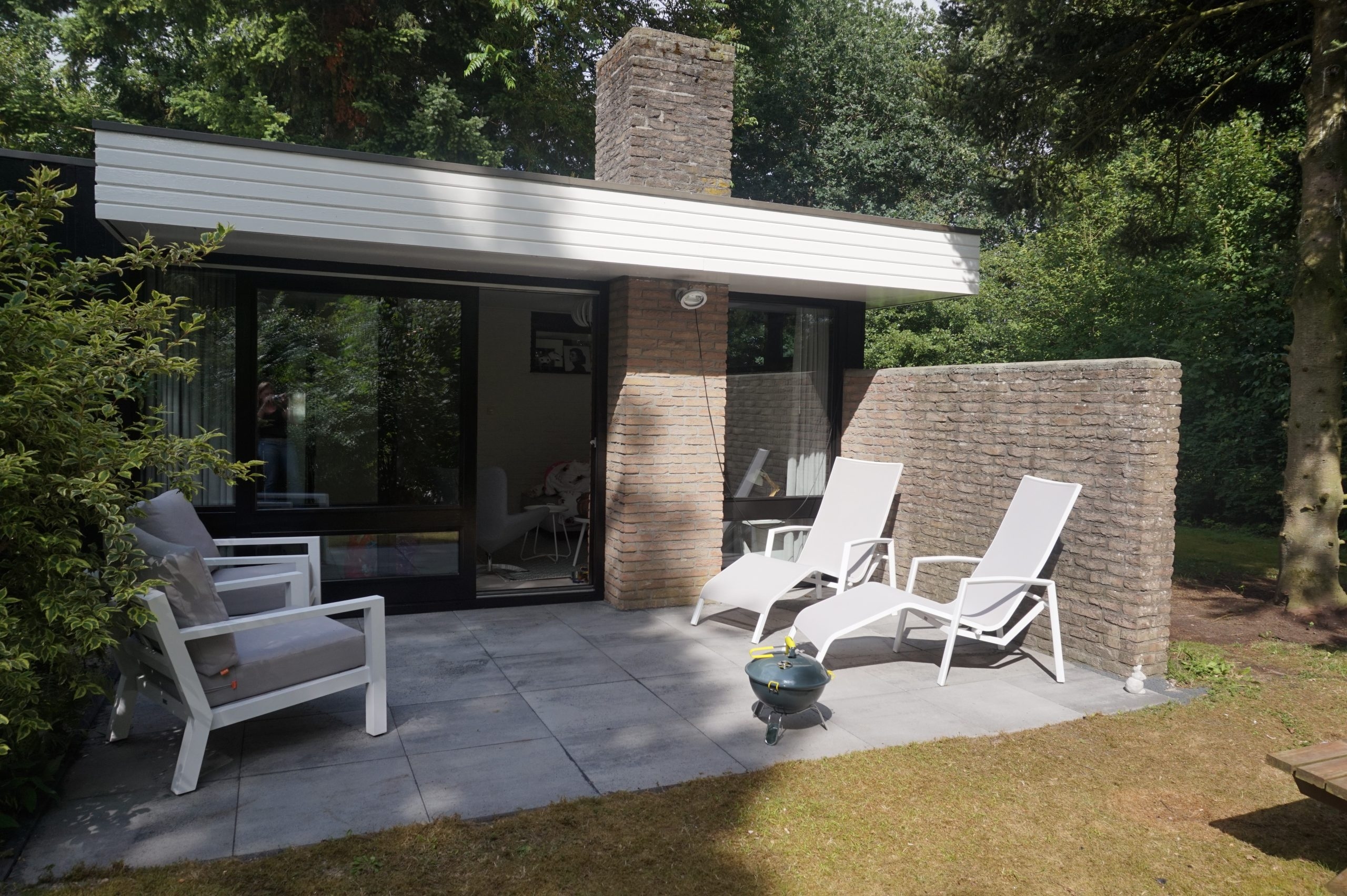 Creating the Perfect Patio for Your Bournemouth Garden