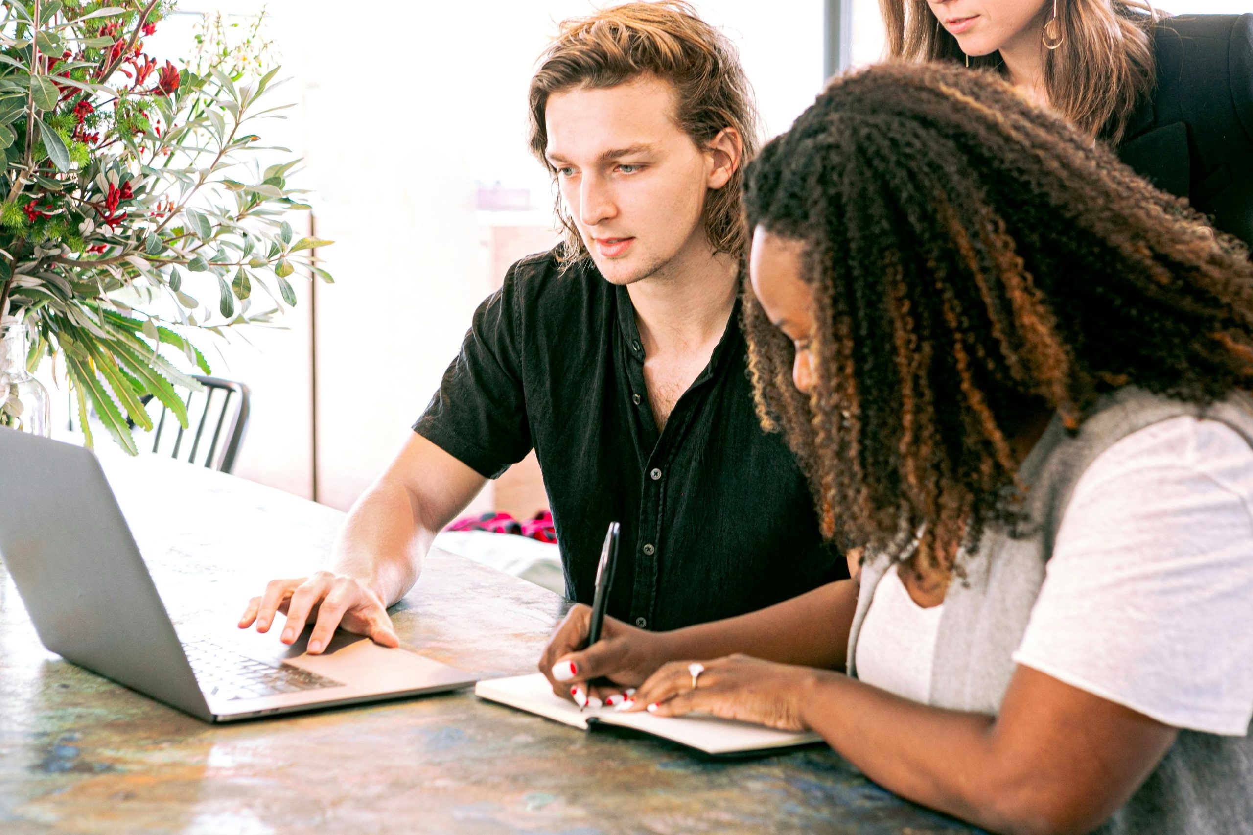 The Complete Guide to Choosing a Tuition Agency in Singapore: What 10,000+ Parents Wish They Knew Before Starting