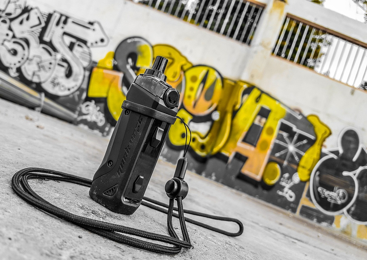 From Clouds to Compliance: How Vape Kit Advertising is Evolving Online