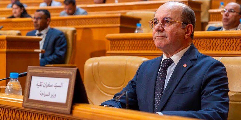 السياحة التونسية تحقق أرقامًا قياسية: 10 ملايين سائح و7.5 مليون دينار مداخيل