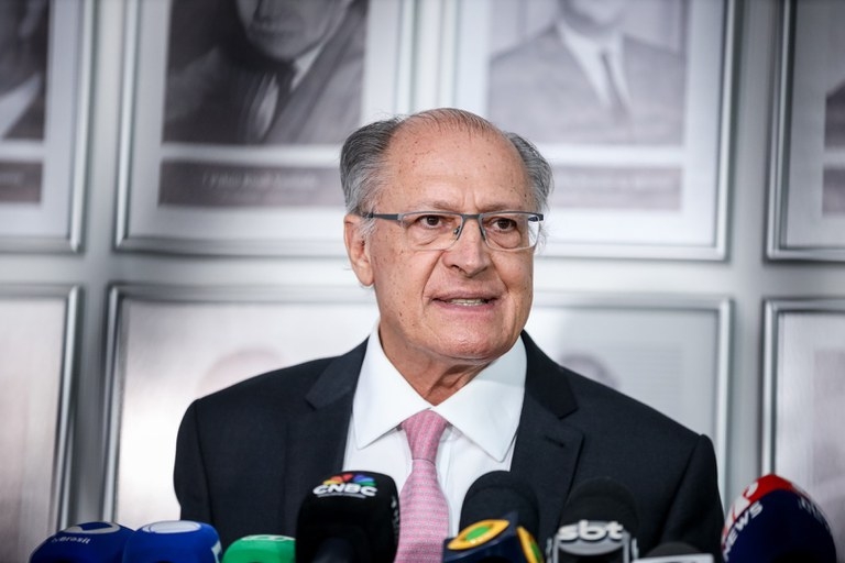Tunisie Telegraph فرصة نادرة للمصدرين في تونس :الرئيس البرازيلي يقرر إلغاء الضريبة على توريد زيت الزيتون البكر