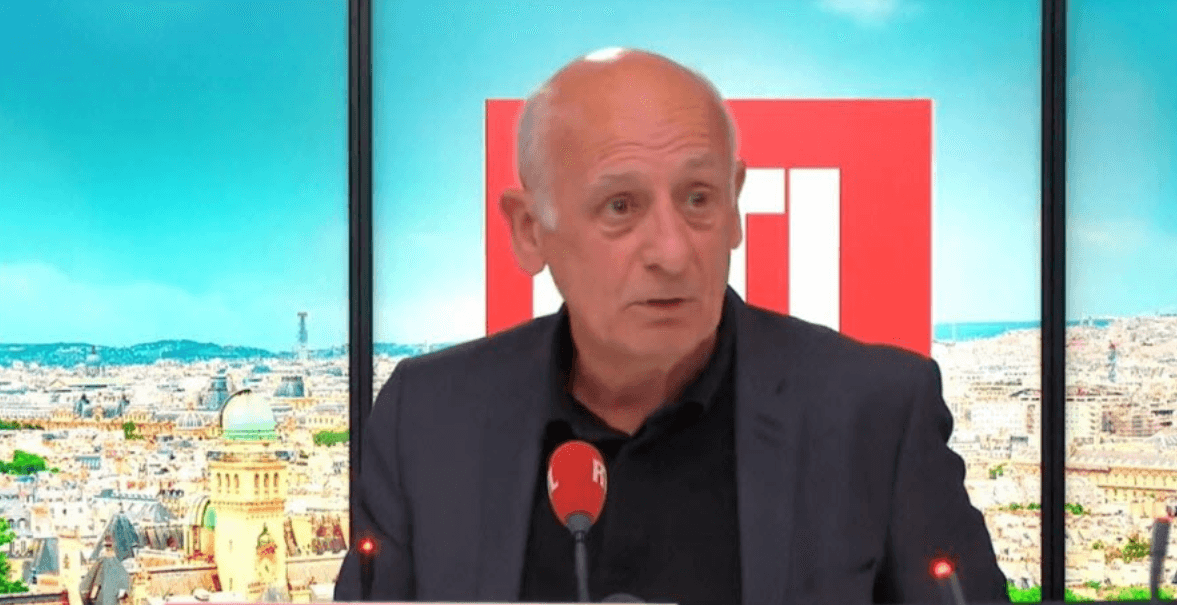 افتتاحية ميديا بارت حول إستقالة الصحفي الفرنسي جون ميشال أباتي : " إنتصار مزوري التاريخ " — Tunisie Telegraph