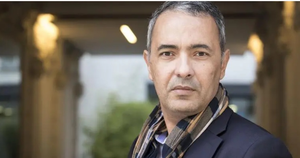 Tunisie Telegraph باريس: الجزائر أصدرت مذكرتَي توقيف دوليتين بحق الكاتب كمال داوود