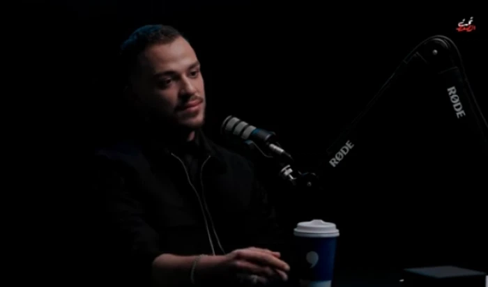"أمك تعمل لك ساندويتش.. وأمي رفعت عليّ سبع قضايا".. بالفيديو: الفنان حسام السيلاوي يروي تفاصيل خلافه مع والدته