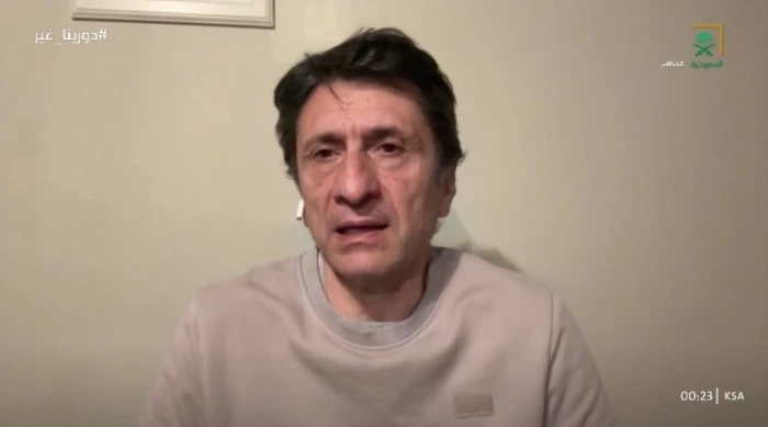 بالفيديو.. رئيس تحرير "ماركا" الإسبانية يكشف مفاجأة بشأن "رونالدو": لم يجدد عقده مع النصر ودخل في تفاوض مع نادٍ برازيلي كبير