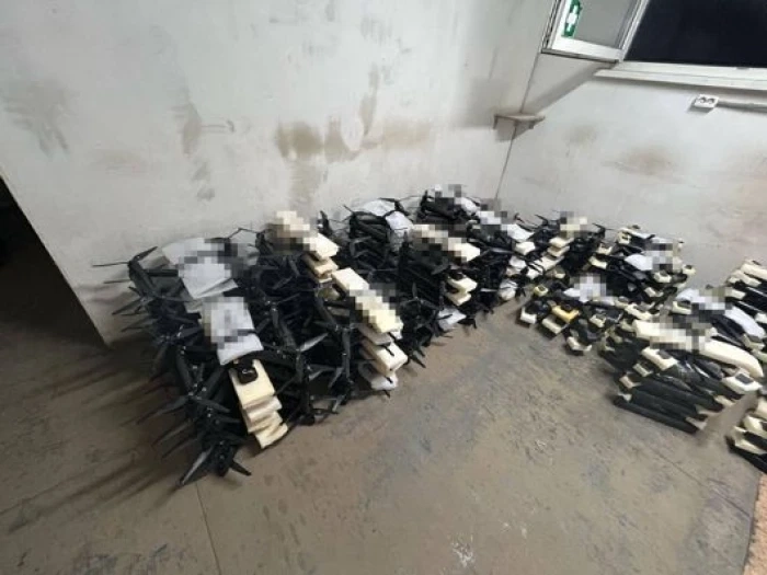 شاهد: أول صور للمسيرات الأوكرانية التي استهدفت 4 مطارات روسية ودمرت 45 طائرة عسكرية استراتيجية