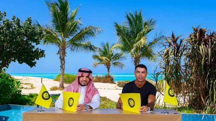 تفاصيل عقد رونالدو الجديد مع النصر .. والكشف عن قيمة راتبه والامتيازات الخاصة بعائلته