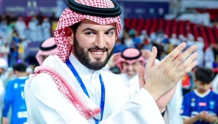 فهد بن نافل يفاجئ جماهير الهلال قبل مباراة الاتحاد
