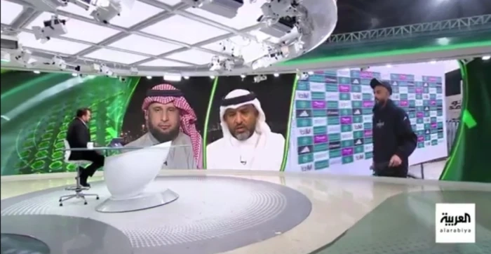 مفترق طرق.. بالفيديو: عبده عطيف يعلق على اللقاء المرتقب بين الاتحاد والشباب