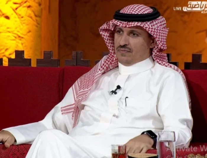 الزهراني يرد على منتقدي رئيس رابطة النادي الأهلي