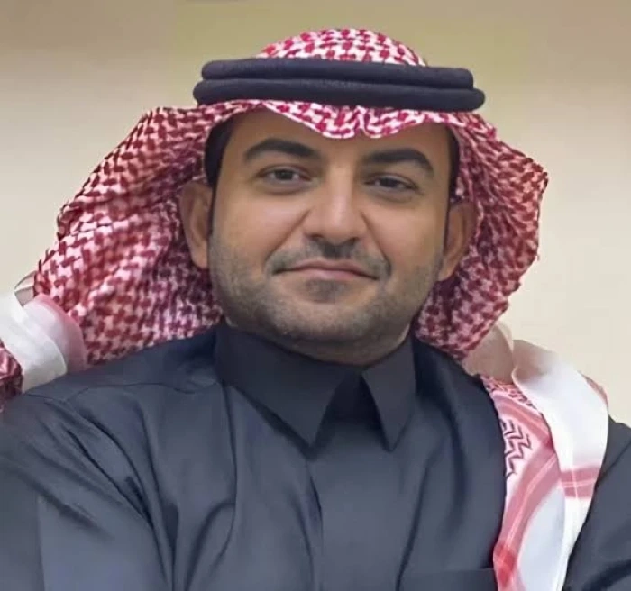 "الفريح" يسخر من "الهلال" بهذه التغريدة بعد تجديد صلاح عقده مع ليفربول