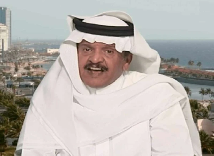 " جستنيه" ينشر تغريدة عن المدير الرياضي لنادي الاتحاد