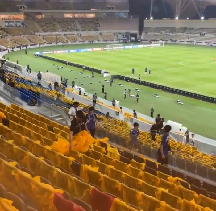 شاهد.. جمهور يوكوهاما يخرب تيفو جماهير النصر قبل مواجهة ربع النهائي