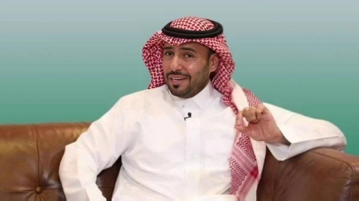 "يتراجع كثيرا للخلف".. العجلان يعلق على تغريدة لحساب نادي الهلال