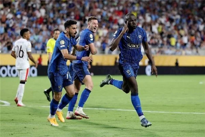 الكشف عن قيمة المكافأة المالية لكل لاعب هلالي بعد الفوز على مانشستر سيتي والتأهل لربع نهائي كأس العالم