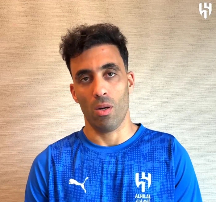 بالفيديو.. أول تعليق من عبدالرزاق حمدالله بعد انتقاله إلى الهلال