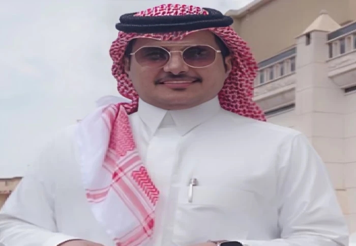 " القحطاني" يطالب إدارة الهلال بالتعاقد مع حارس بديل لـ"بونو"!