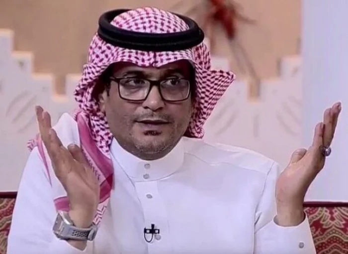 "البكيري" يعلق على صورة للاعب الاتحاد كريم بنزيما