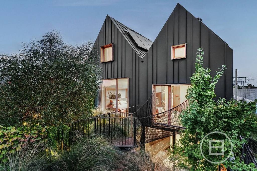 Multi-award winning architecturally designed Passive House hits the market in Coburg