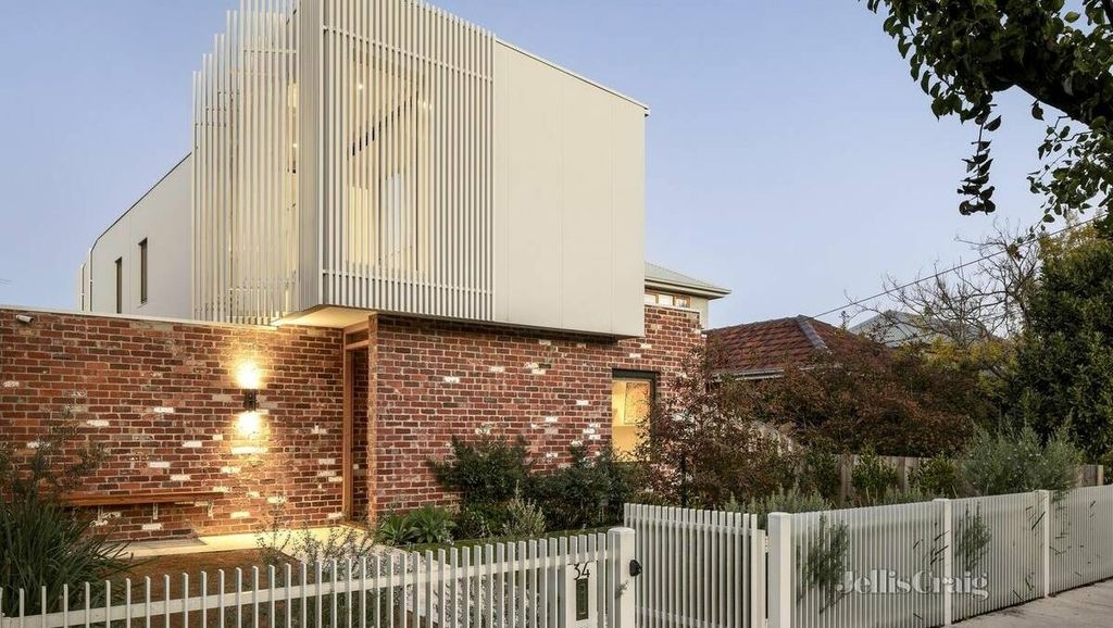 'Worst house, best street': The complete reinvention of a Northcote property