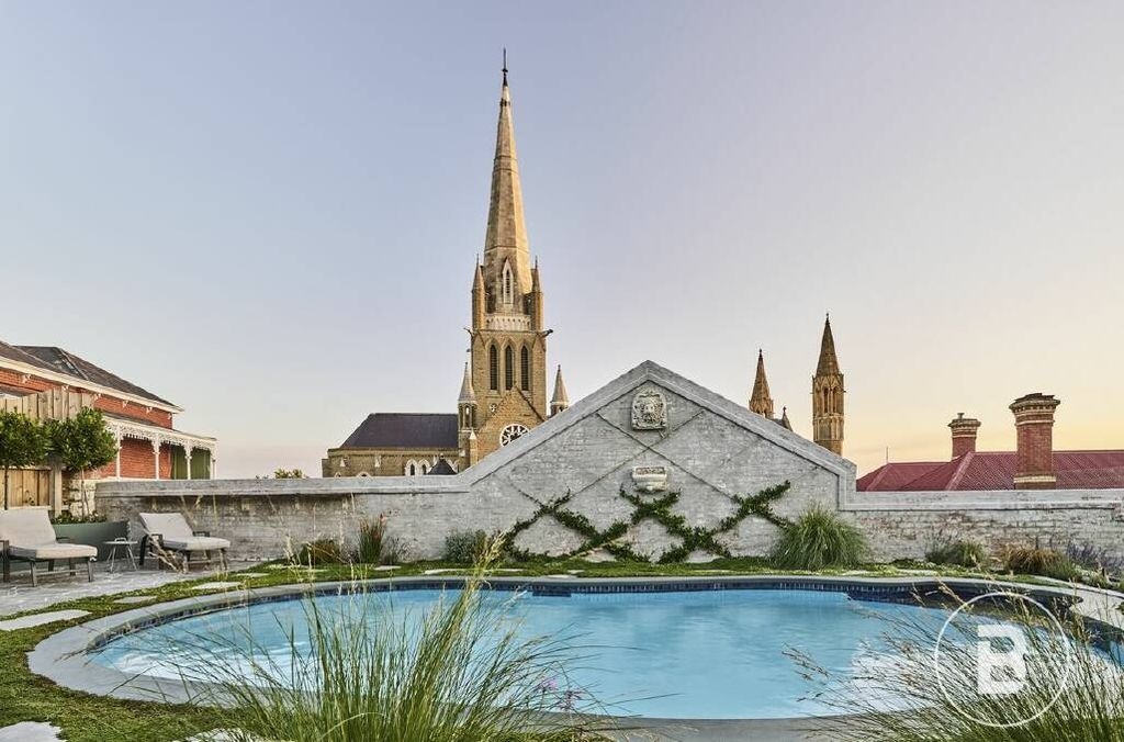 The best luxury buys in regional homes in Australia today
