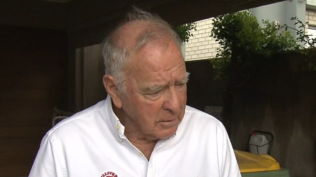 Gold Coast resident fights massive water bill