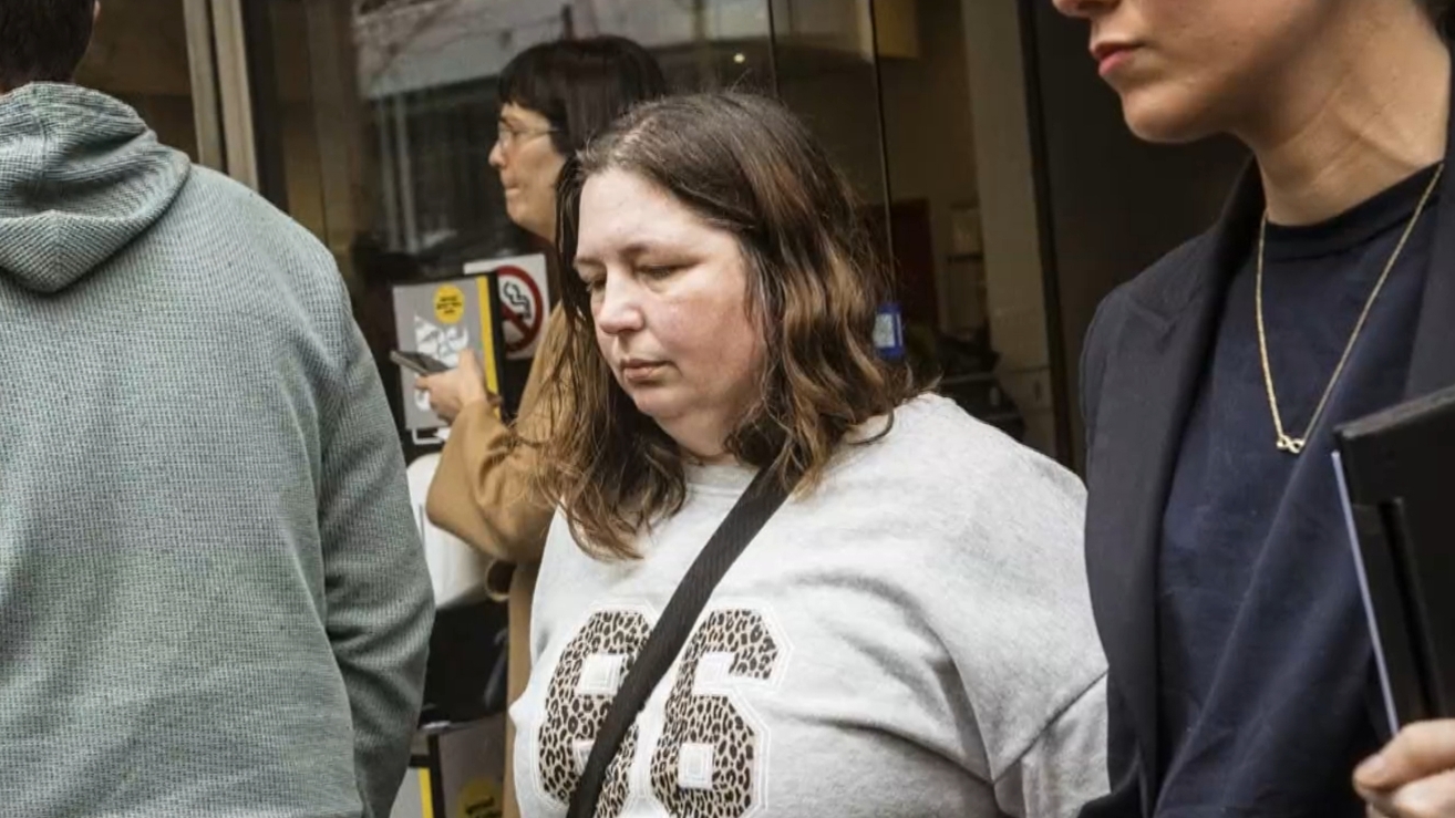 Mushroom cook enters witness box at murder trial