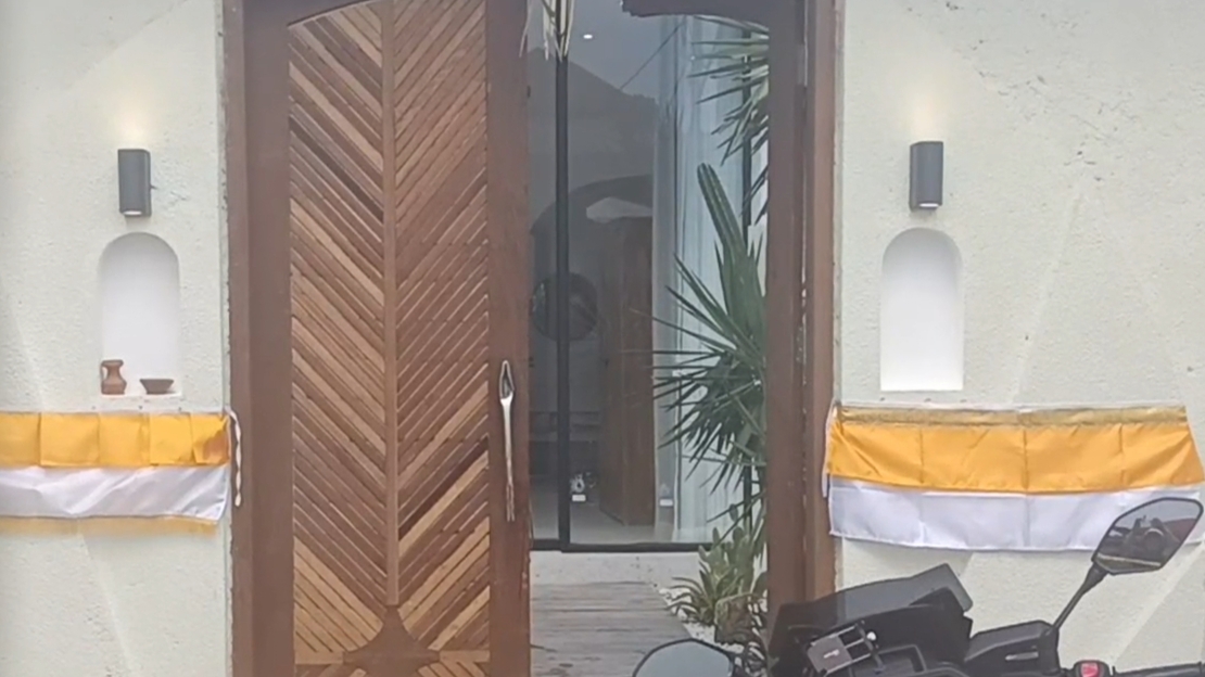 Australian killed, another injured after Bali villa shooting