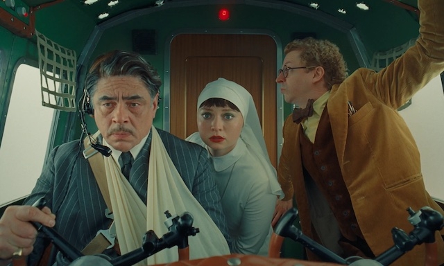 What does a blood-splattered Wes Anderson action movie look like? 'The Phoenician Scheme' is the answer  Lifestyle, Entertainment