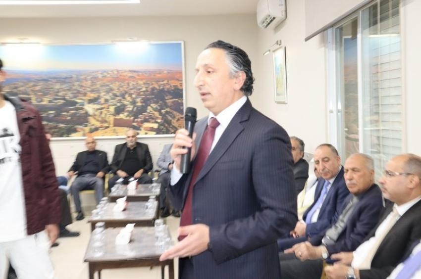 النوايسة من ديوان ابناء الكرك يستقبلون جاهة السلط ويجسدوا أسمى معاني الصفح والتسامح و يستبدلون عطوة الاعتراف 'بالصلح'