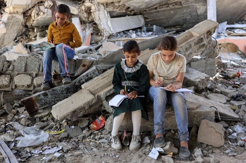 1.2 مليون طالب في فلسطين استفادوا من منصة التعليم الإلكتروني الأردنية المجانية