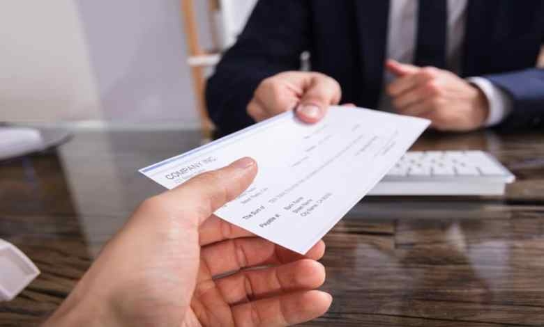 انخفاض قيمة الشيكات المرتجعة 41% في الثلث الأول من 2025