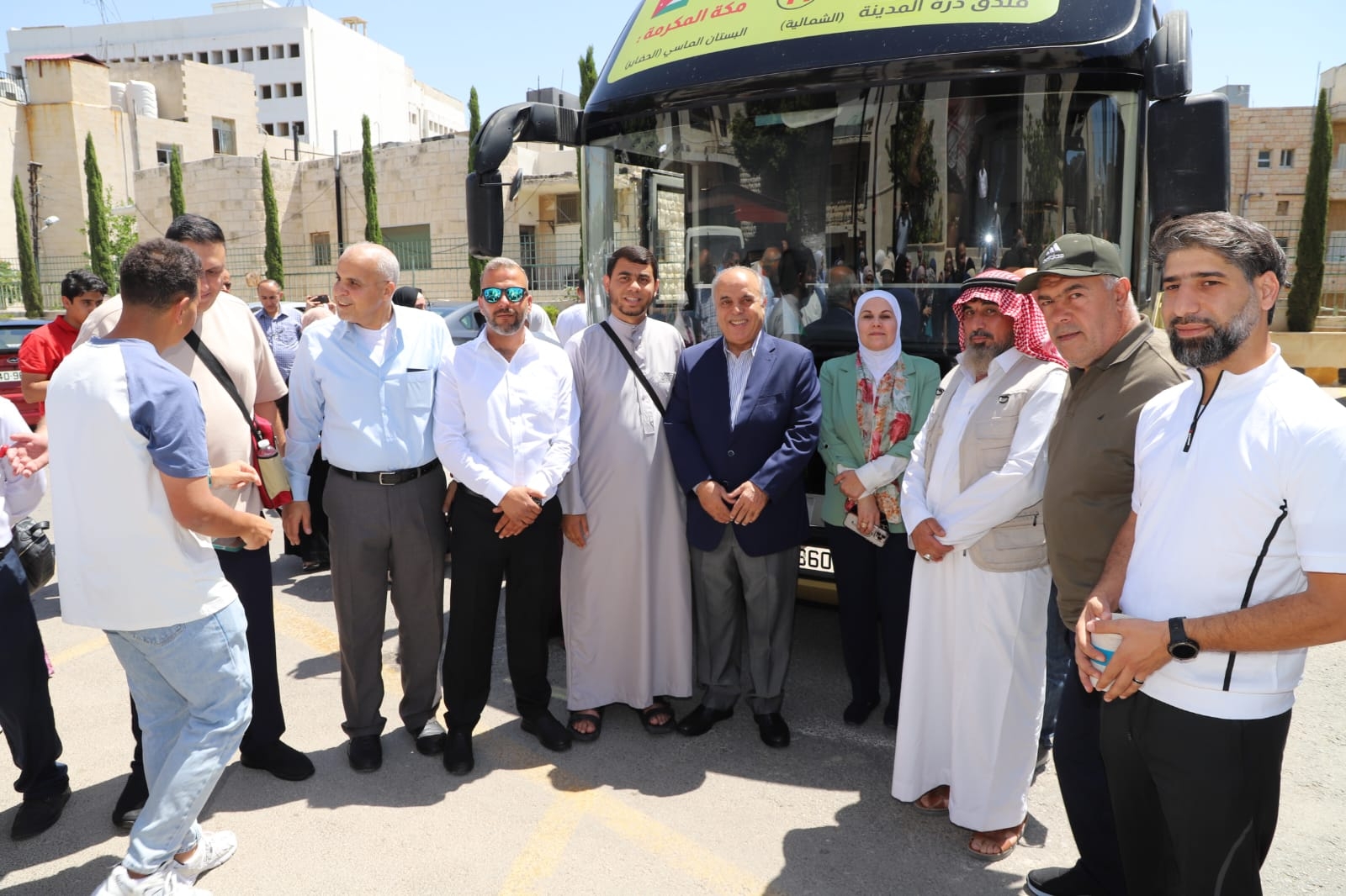 محافظة يودع بعثة الحج من المعلمين والعاملين في الوزارة