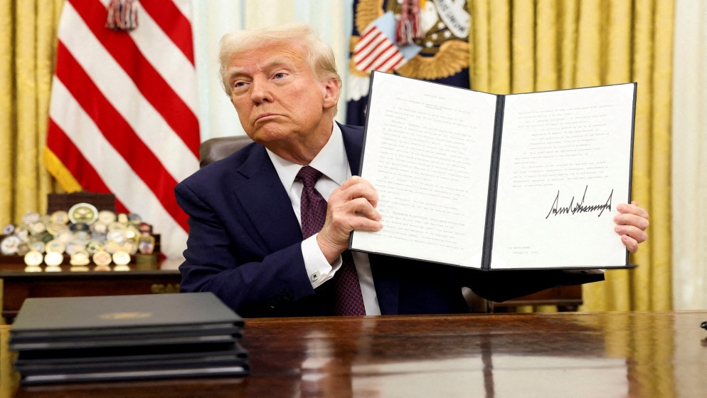 البيت الأبيض يعلن نسبة الرسوم الجمركية على 6 دول عربية منها الأردن