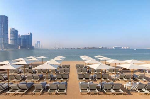 VOCO DUBAI THE PALM UNVEILS NEWLY EXPANDED BEACH WITH BESPOKE DAY PASS EXPERIENCE