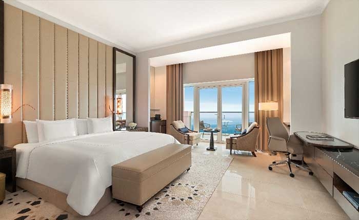 Unwind, Dine, and Explore with Rixos Marina Abu Dhabi's Exclusive Endless Summer Escape