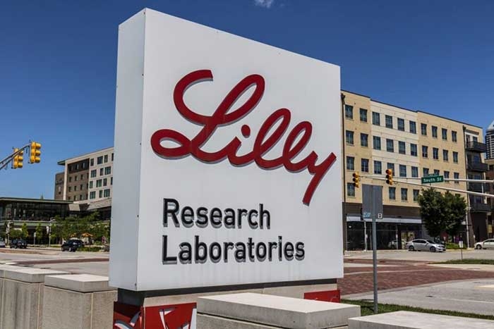 Lilly's Jaypirca (pirtobrutinib), the first and only approved non-covalent (reversible) BTK inhibitor, met its primary endpoint in a head-to-head Phase 3 trial versus Imbruvica (ibrutinib) in CLL/SLL