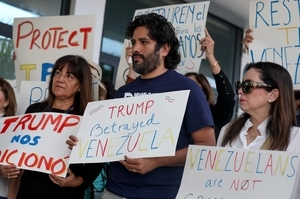 Supreme Court allows Trump to strip legal protections from 350,000 Venezuelans who risk deportation