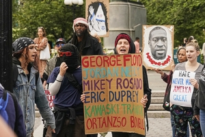 Thousands mark 5th anniversary of George Floyd's murder as they call for justice and decry Trump