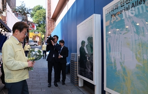Lee stresses public safety measures at Itaewon crowd crush site