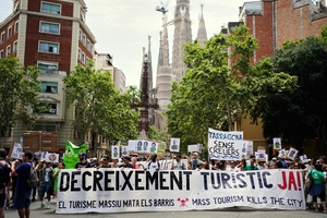 Protesters against overtourism take to streets of Europe