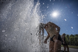 Germany swelters as European heat wave moves eastward