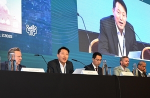 Seoul mayor promotes public housing scheme to global counterparts