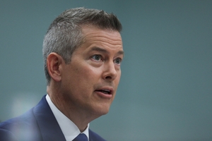 US threatens Mexican flights over cargo, competition issues