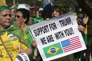 Bolsonaro backers rally to praise Trump for Brazil pressure