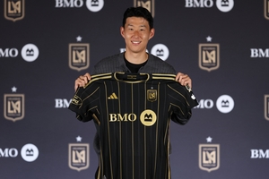 Son Heung-min draws penalty for LAFC in MLS debut