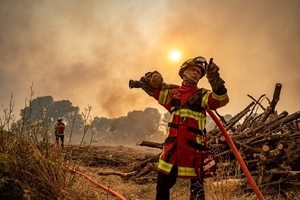 Firefighters bring huge blaze in France under control