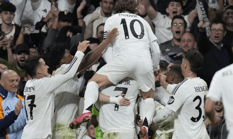 ريال مدريد يتجاوز سوسييداد بصعوبة